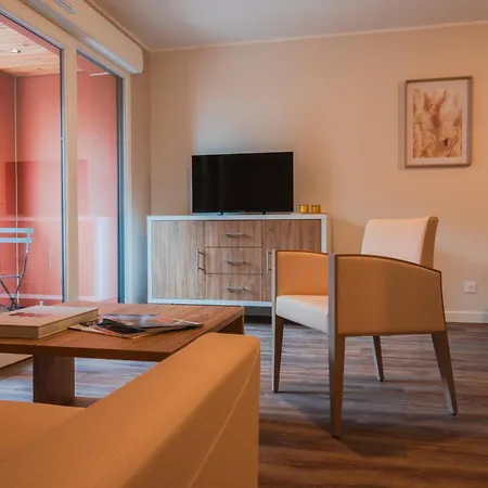 Genius Meubles Aparthotel *